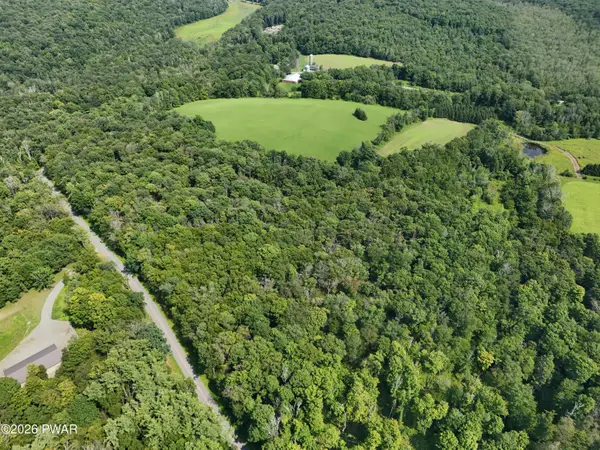 Address Withheld By Seller, Lake Ariel, PA 18436