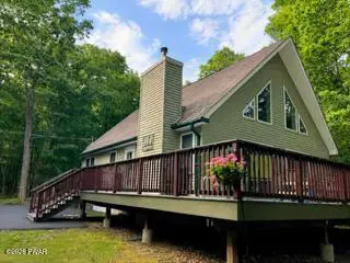 105 Doe Court, Hawley, PA 18428 - #1