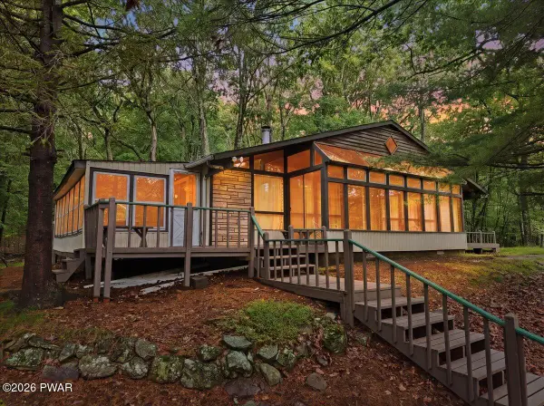 200 Purple Martin Drive, Bushkill, PA 18324