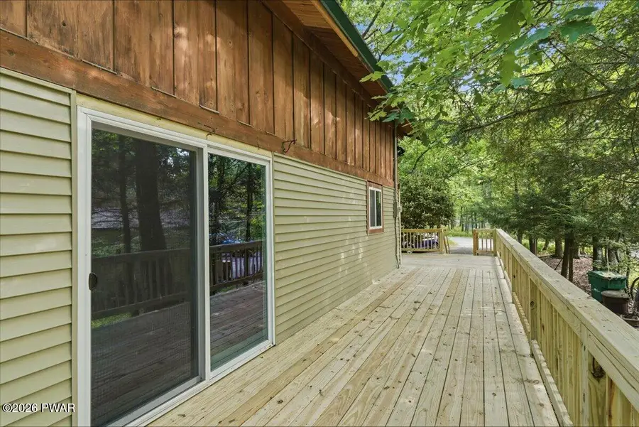 139 Lake View Circle, Hawley, PA 18428 - #2