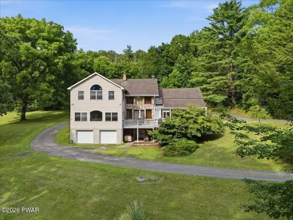3381 Turkey Hill Road, Stroudsburg, PA 18360