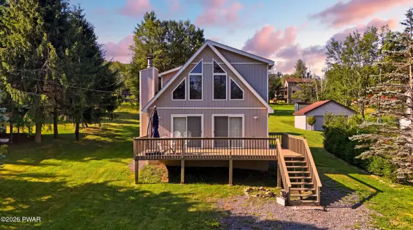 965 Westwood Drive, Lake Ariel, PA 18436