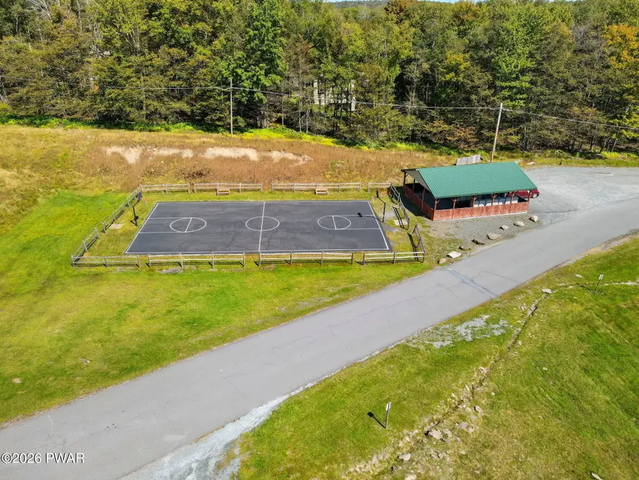 18 Tanglewood Drive, Newfoundland, PA 18424 - #3