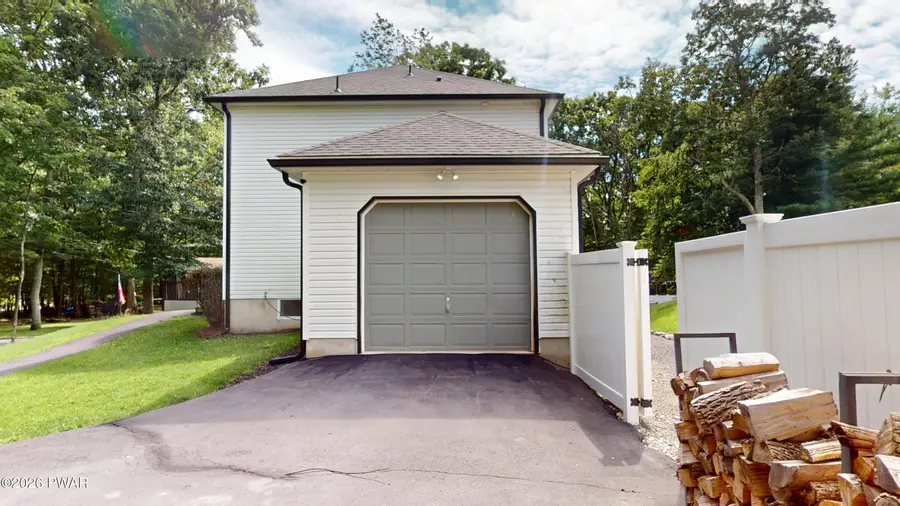 100 Redwood Court, Milford, PA 18337 - #3