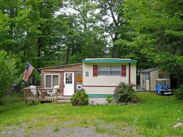 142 Granite Drive, Greentown, PA 18426