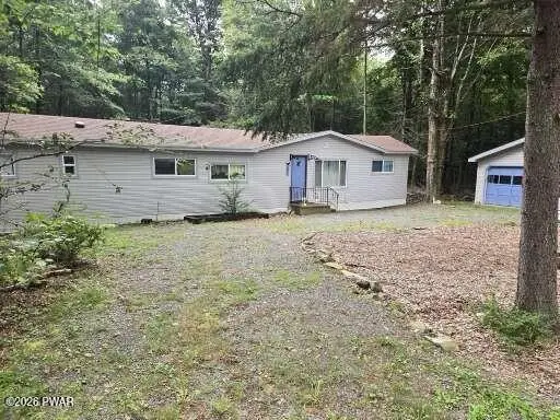 22 Aspen Drive, Newfoundland, PA 18445