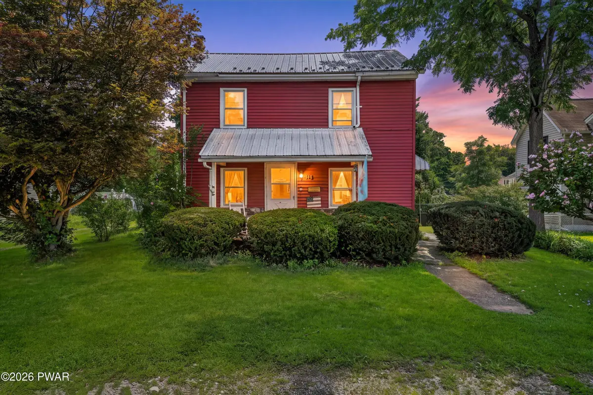 104 Avenue C, Matamoras, PA 18336 - #1