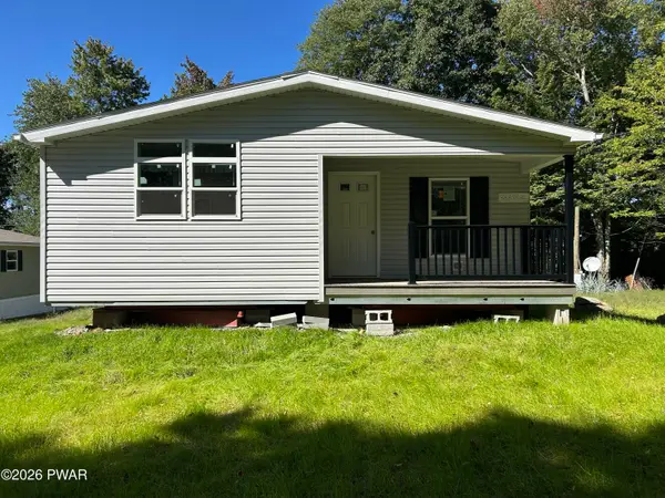 111 Rustic Road, Greentown, PA 18426
