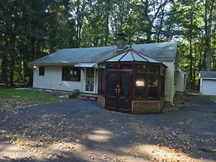 128 E Oak Lane, Greentown, PA 18426 - #3