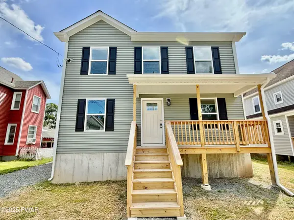 208 Ave I, Matamoras, PA 18336