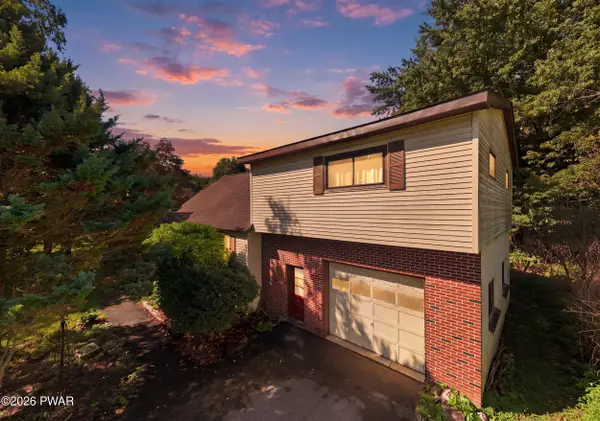 111 Prospect Street, Waymart, PA 18472