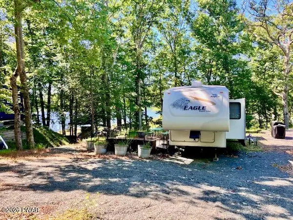 108 Lake Adventure Drive, Milford, PA 18337