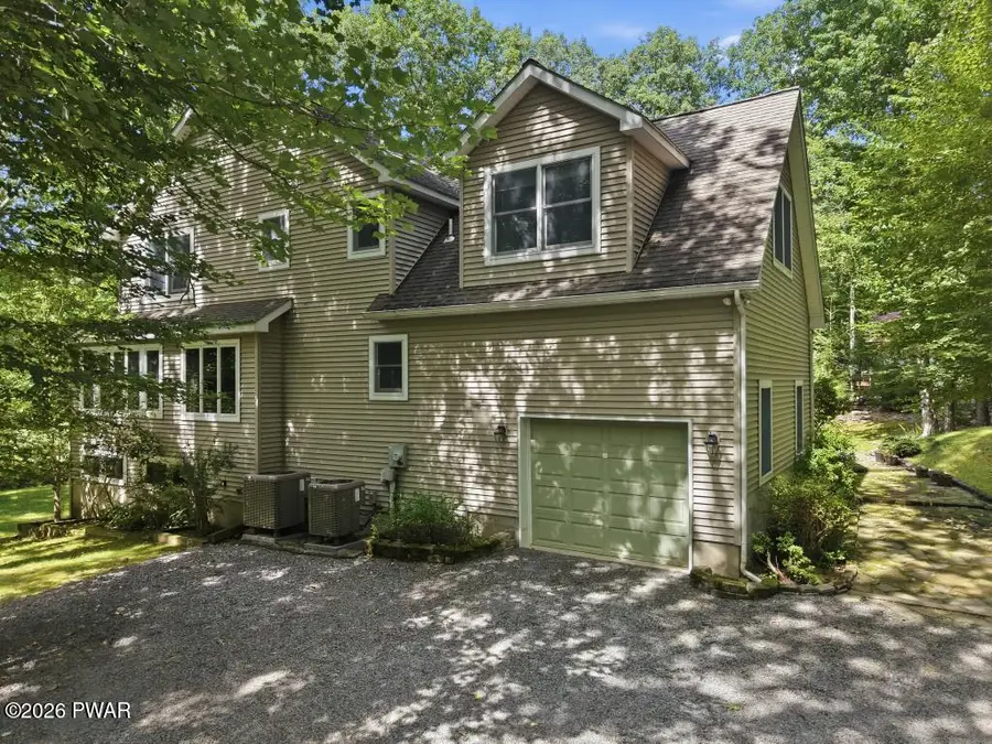 802 Green Court, Lords Valley, PA 18428 - #3