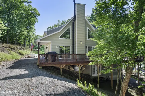 103 Sunny Court, Lackawaxen, PA 18435