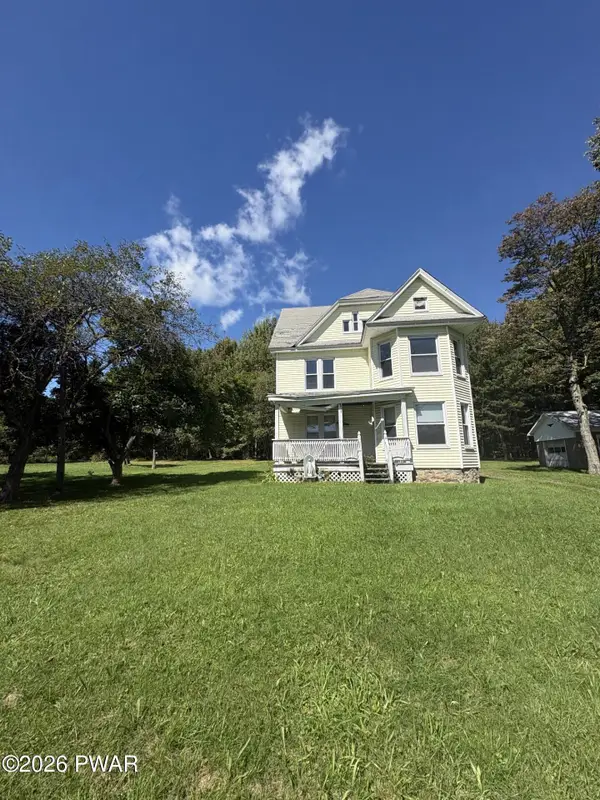 141 Salem Mountain Road, Carbondale, PA 18407