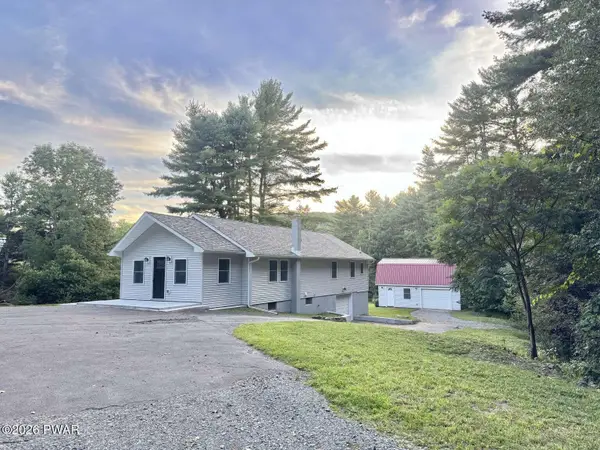 811 Texas Palmyra Highway, Honesdale, PA 18431