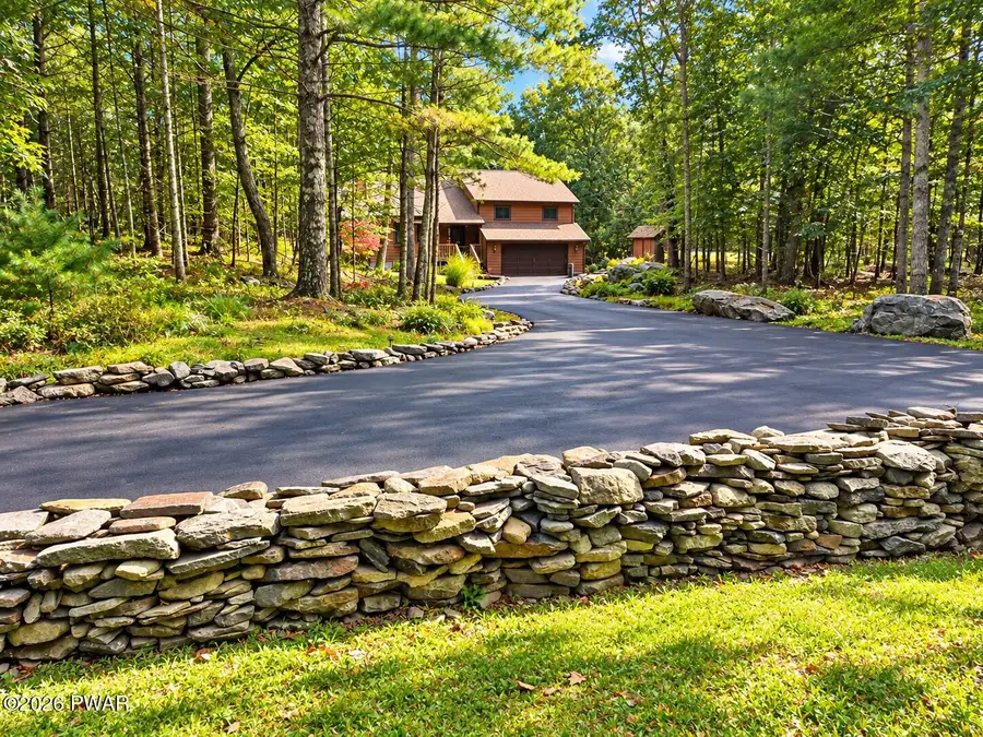 136 Pocono Circle Drive W, Dingmans Ferry, PA 18328 - #3