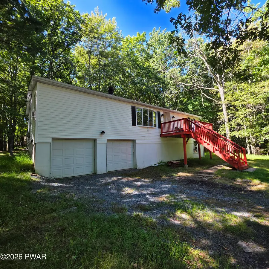 107 Lower Lakeview Drive, Hawley, PA 18428 - #2