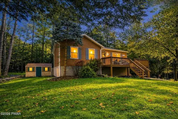 1028 Rolling Hills Drive, Lake Ariel, PA 18436