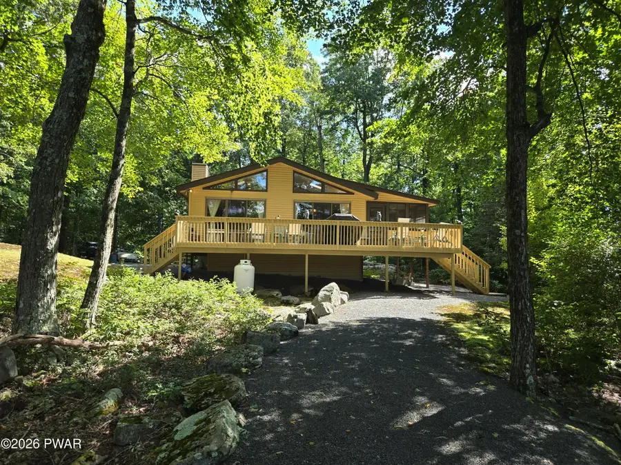112 Ledgeway Lane, Lords Valley, PA 18428 - #2