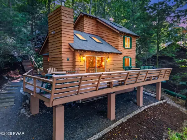 139 Big Woods Ii Road, Greentown, PA 18426