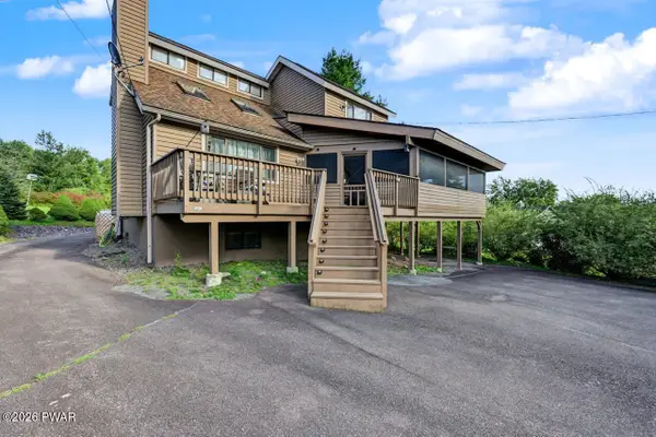 10 Crestwood Court, Lake Ariel, PA 18436