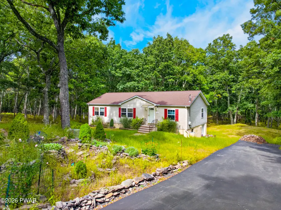 3124 Bluebird Drive, Bushkill, PA 18324 - #2