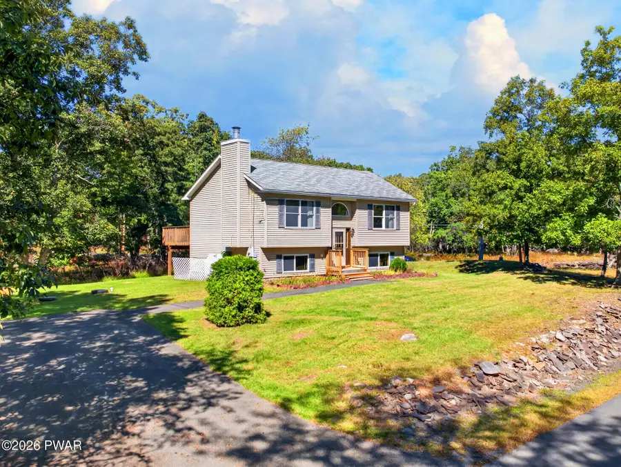 155 Mallard Lane, Bushkill, PA 18324 - #2