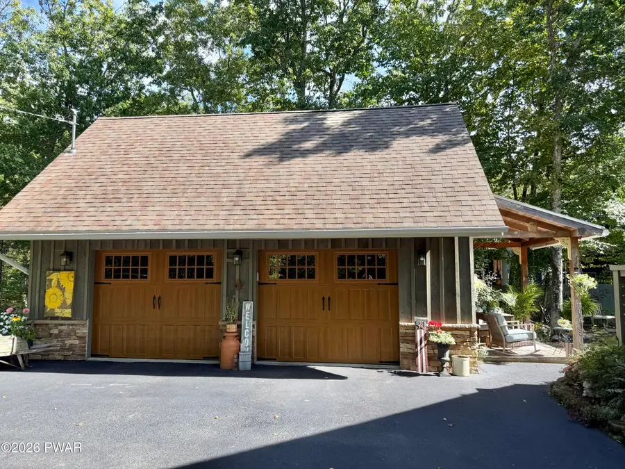 804 Hackamore Court, Lords Valley, PA 18428 - #2