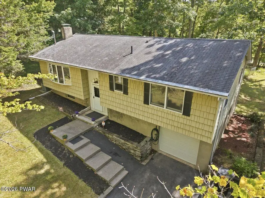 50 Woodledge Hills Drive, Hawley, PA 18428 - #2