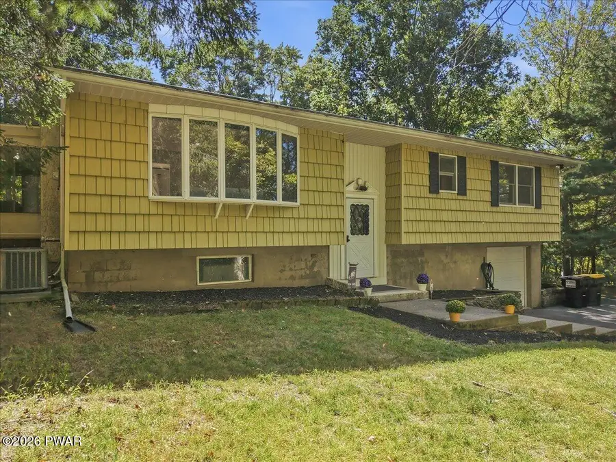 50 Woodledge Hills Drive, Hawley, PA 18428 - #3