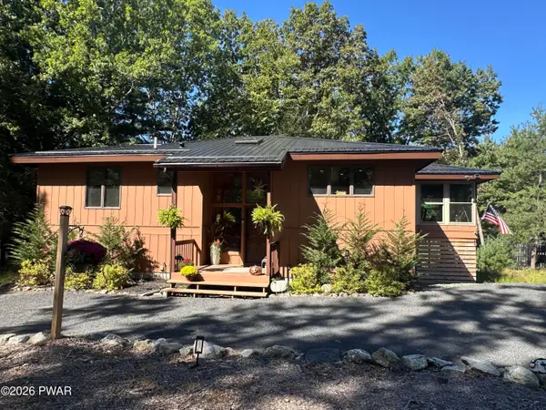 502 Canoebrook Drive, Hawley, PA 18428