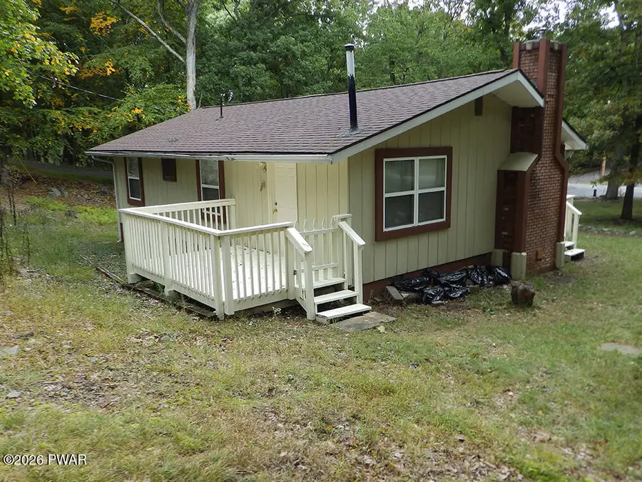 143 Lakeview Drive, Dingmans Ferry, PA 18328 - #3