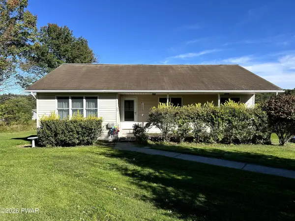 34 Edward Road, Beach Lake, PA 18405