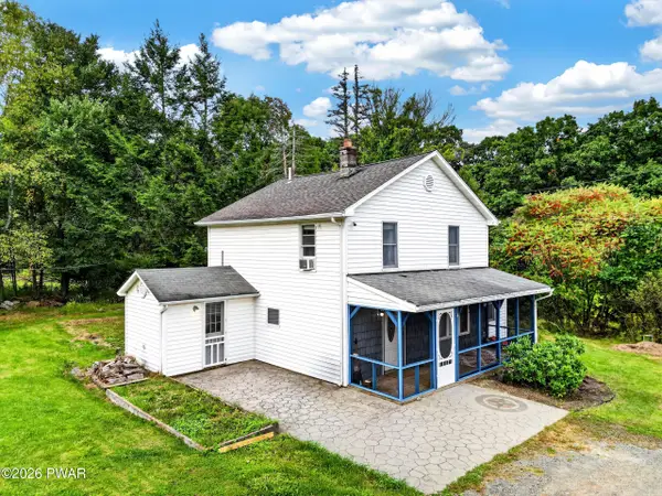 4 Shagbark Lane, Beach Lake, PA 18405