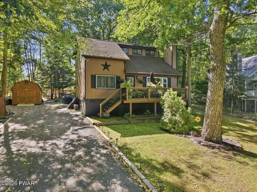162 Mountain Lake Drive, Dingmans Ferry, PA 18328 - #2
