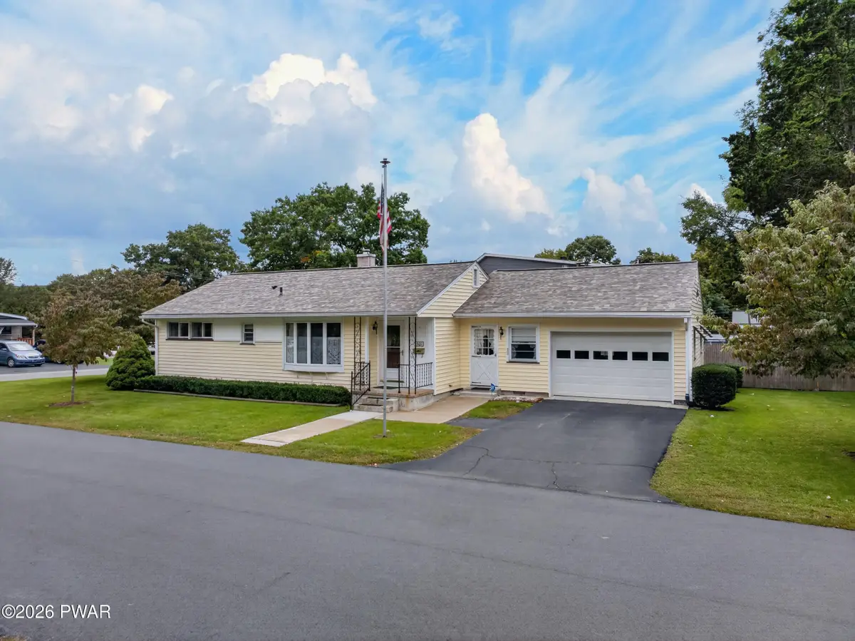 501 Avenue F, Matamoras, PA 18336 - #1