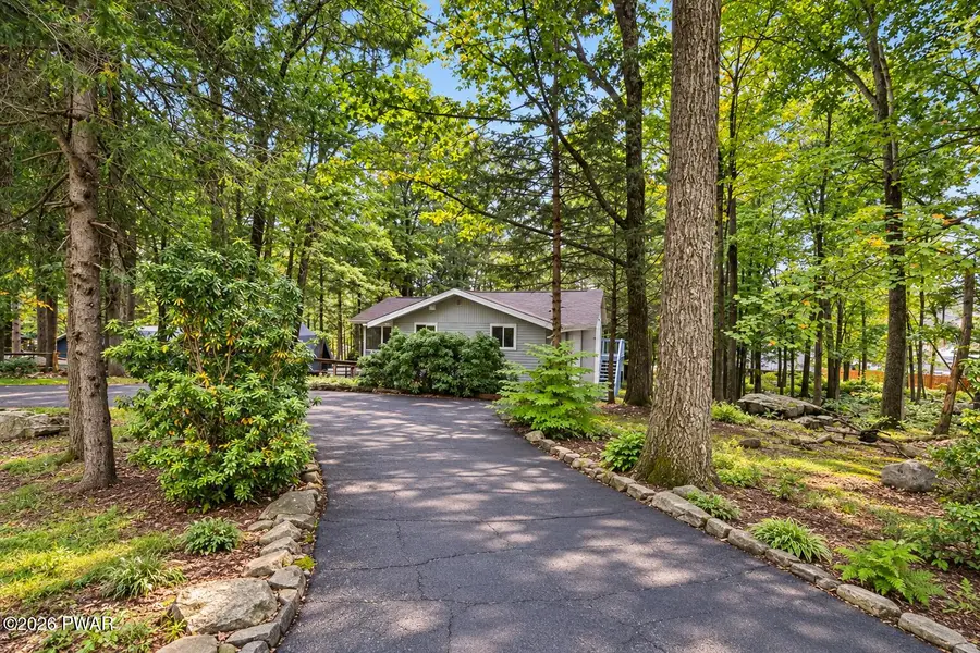 211 Waterview Drive, Lords Valley, PA 18428 - #3