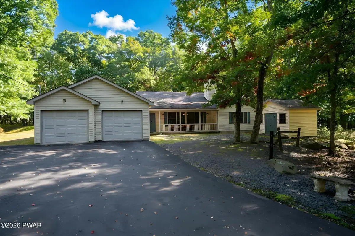 803 Jefferson Court, Hemlock Farms, PA 18328 - #1