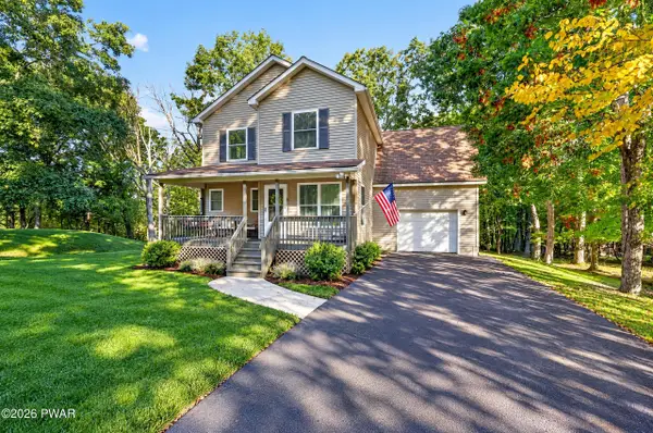 105 Vicar Way, Milford, PA 18337