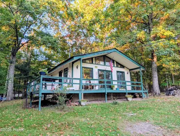 105 Cherokee Road, Shohola, PA 18458