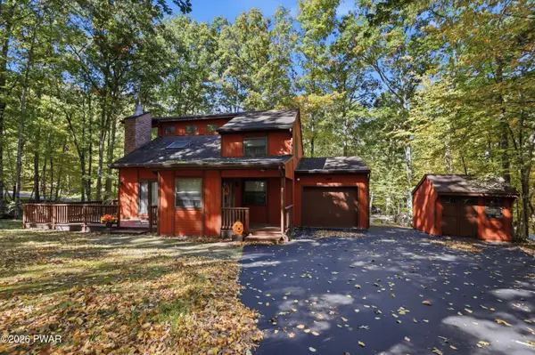800 Cedar Court, Lords Valley, PA 18428