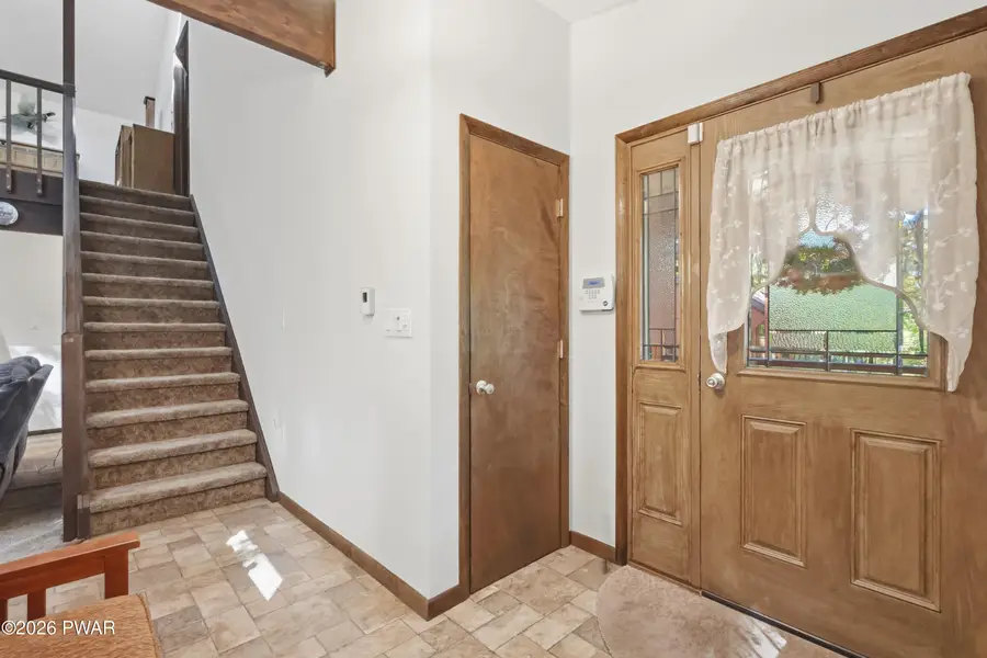 800 Cedar Court, Lords Valley, PA 18428 - #3
