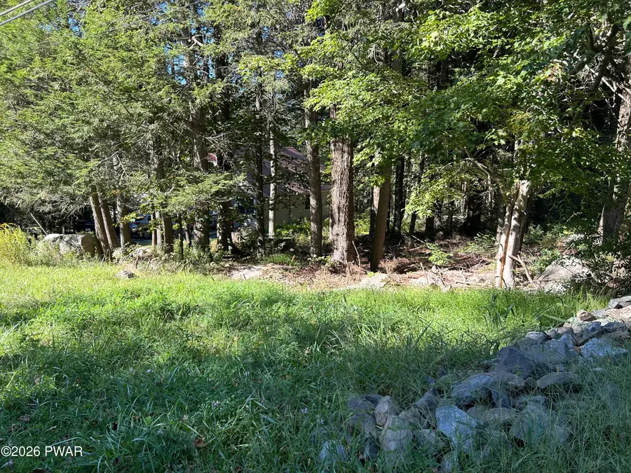 271 N Gate Road, Lake Ariel, PA 18436 - #2