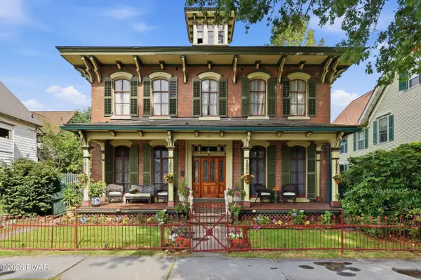 211 Park Street, Honesdale, PA 18431