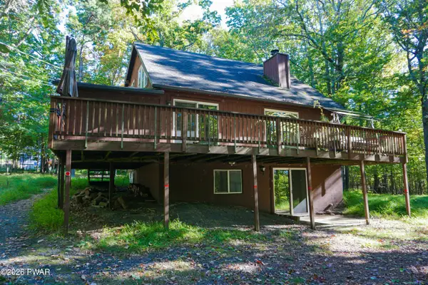112 Golden Eagle Court, Milford, PA 18337