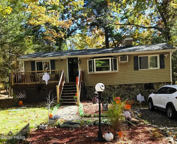 327 Wild Acres Drive, Dingmans Ferry, PA 18328