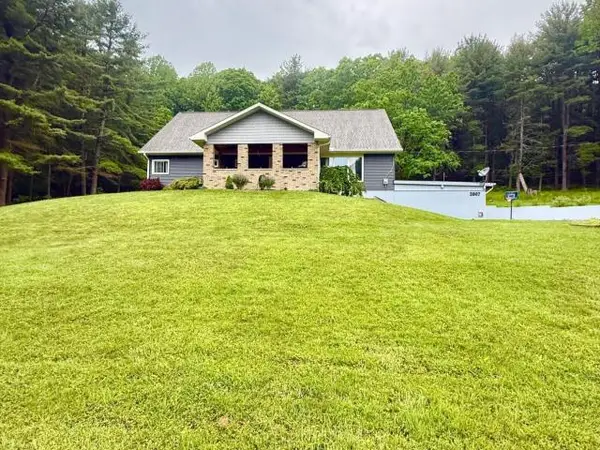 2867 Cobham Park Road, Warren, PA 16365