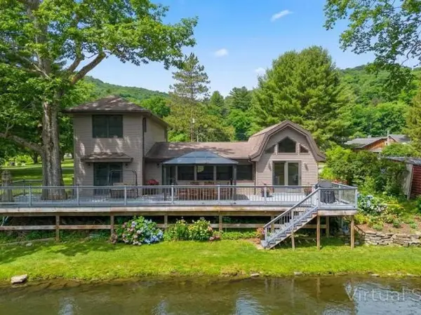 1683 Dunns Eddy Road, Youngsville, PA 16371