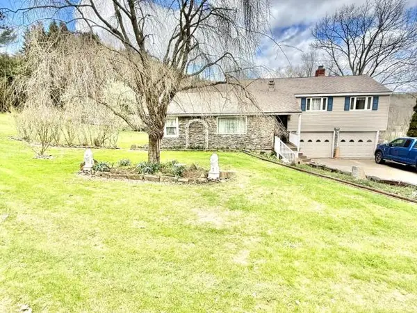 1660 Follett Run Road, Warren, PA 16365